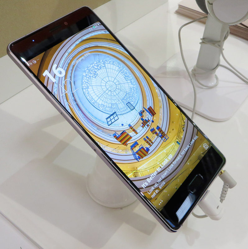 Gionee S8.