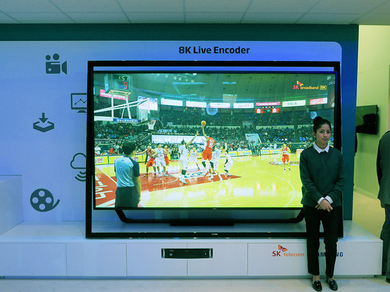 SK Telecom TV SUHD da 110".