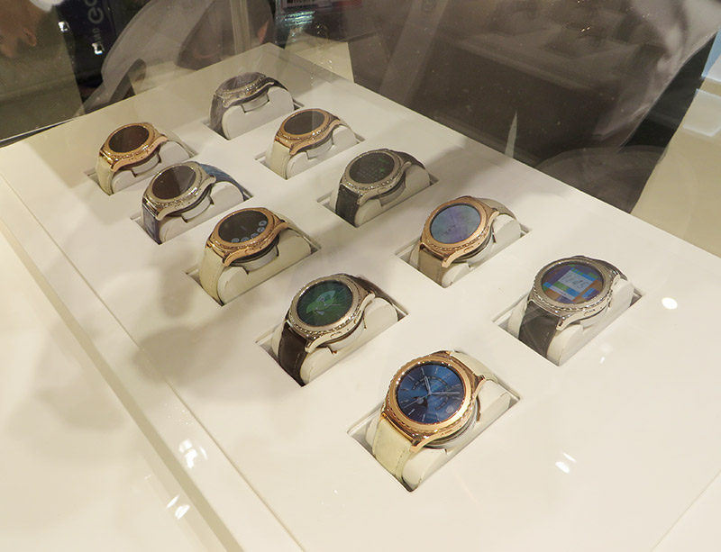 Samsung Gear S2 Classic.