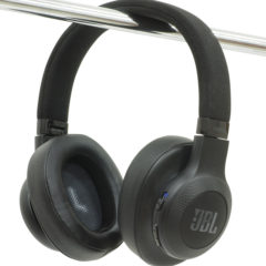 JBL E55BT
