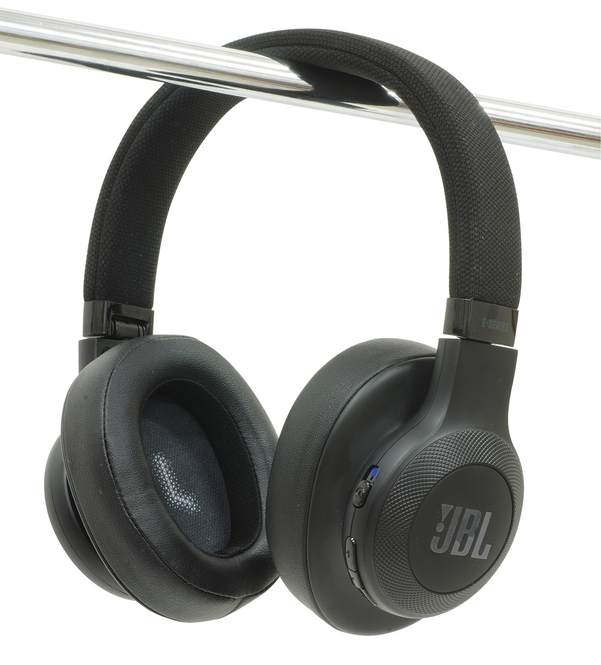 JBL E55BT Digital Video HT