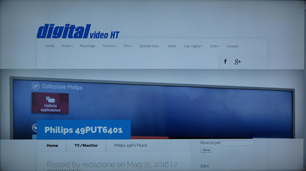 La lettura delle pagine web è facilitata dalle enormi dimensioni del display.